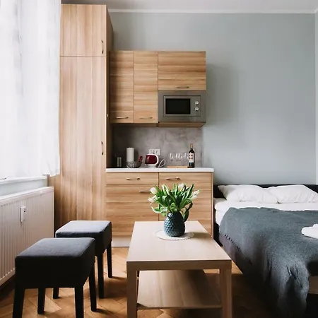 Host Апартаменти *